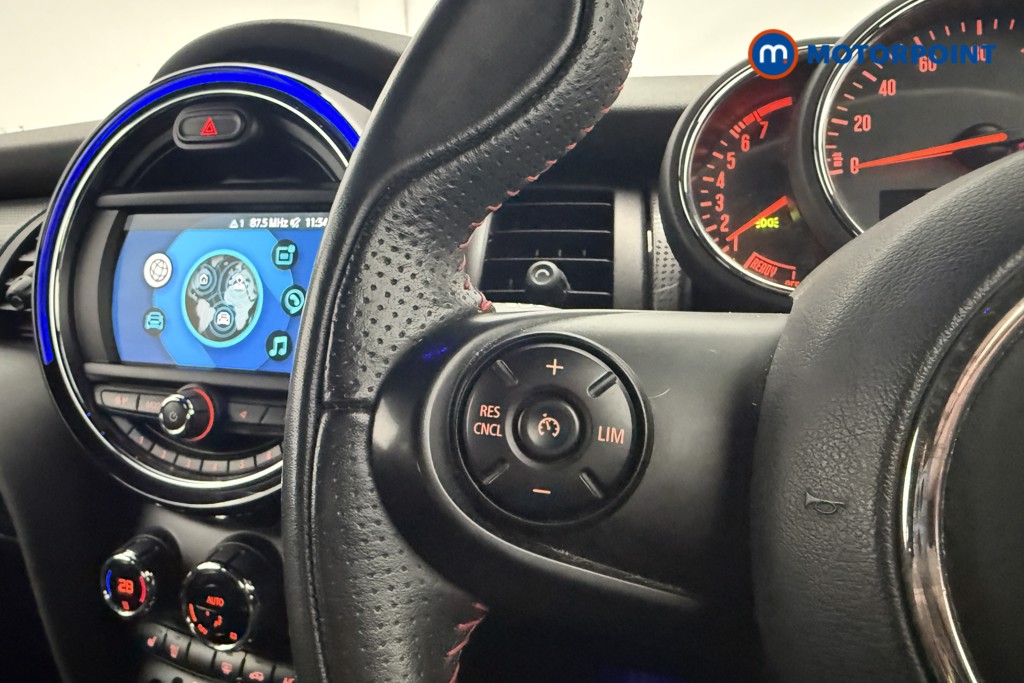 Mini Hatchback Cooper Sport Manual Petrol Hatchback - Stock Number (1607850) - 5th supplementary image