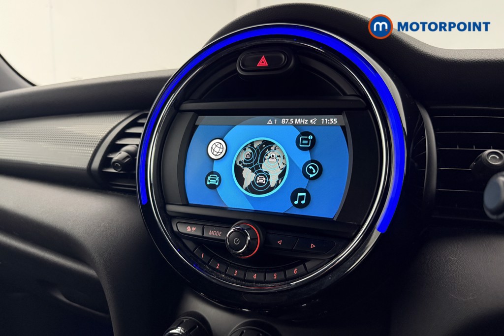 Mini Hatchback Cooper Sport Manual Petrol Hatchback - Stock Number (1607850) - 8th supplementary image