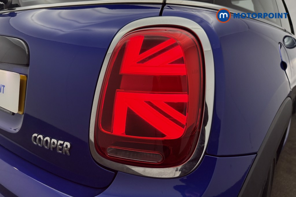 Mini Hatchback Cooper Sport Manual Petrol Hatchback - Stock Number (1607850) - 15th supplementary image
