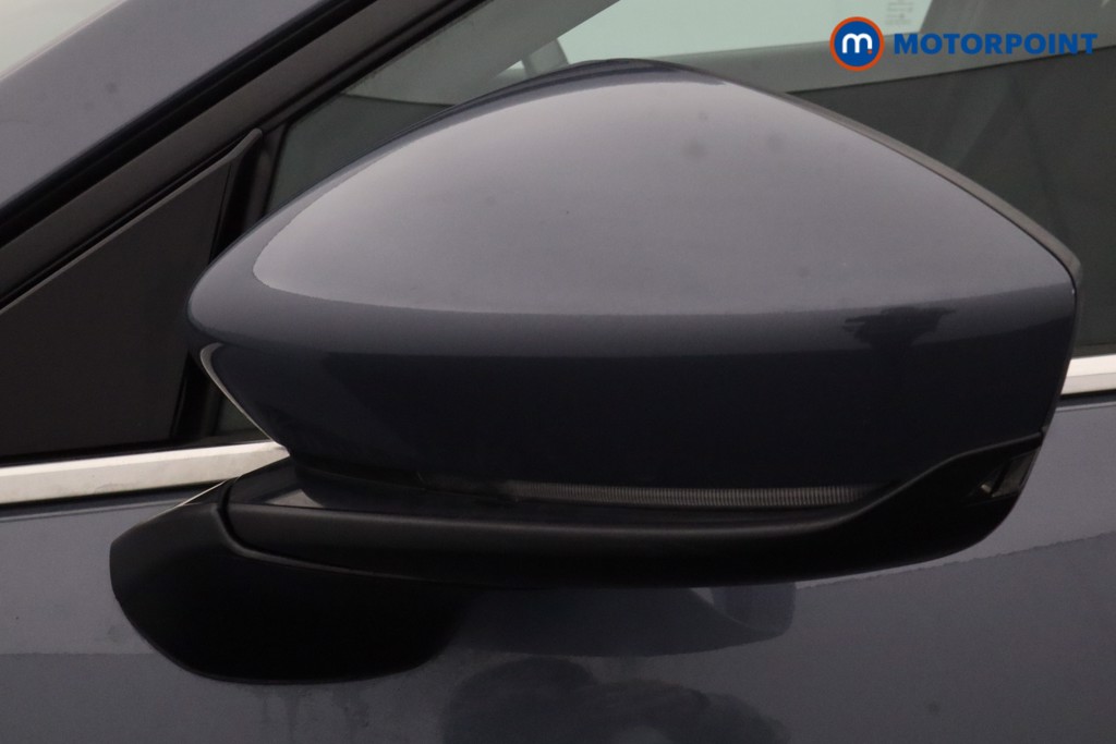 Mazda 3 Exclusive-Line Automatic Petrol Hatchback - Stock Number (1609075) - 26th supplementary image