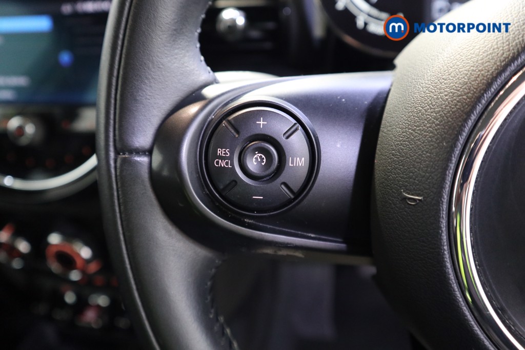 Mini Clubman Cooper Classic Manual Petrol Estate - Stock Number (1609562) - 5th supplementary image