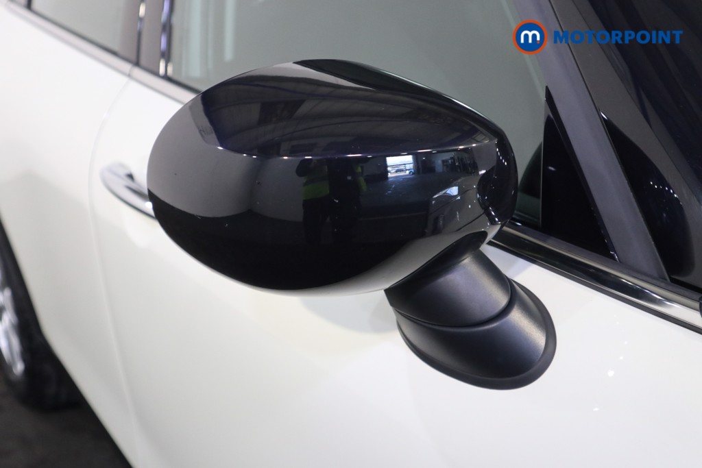 Mini Clubman Cooper Classic Manual Petrol Estate - Stock Number (1609562) - 32nd supplementary image