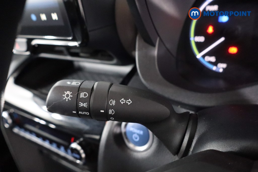 Toyota Yaris Cross Excel Automatic Petrol-Electric Hybrid Estate - Stock Number (1609756) - 14th supplementary image