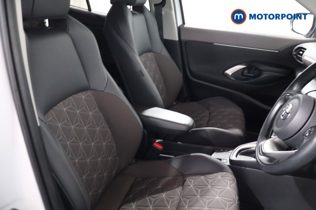 Toyota Yaris Cross Excel Automatic Petrol-Electric Hybrid Estate - Stock Number (1609756) - 23rd supplementary image