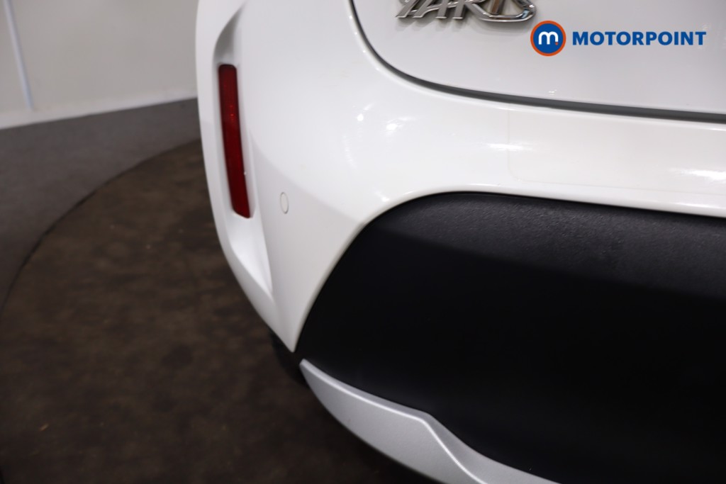 Toyota Yaris Cross Excel Automatic Petrol-Electric Hybrid Estate - Stock Number (1609756) - 38th supplementary image