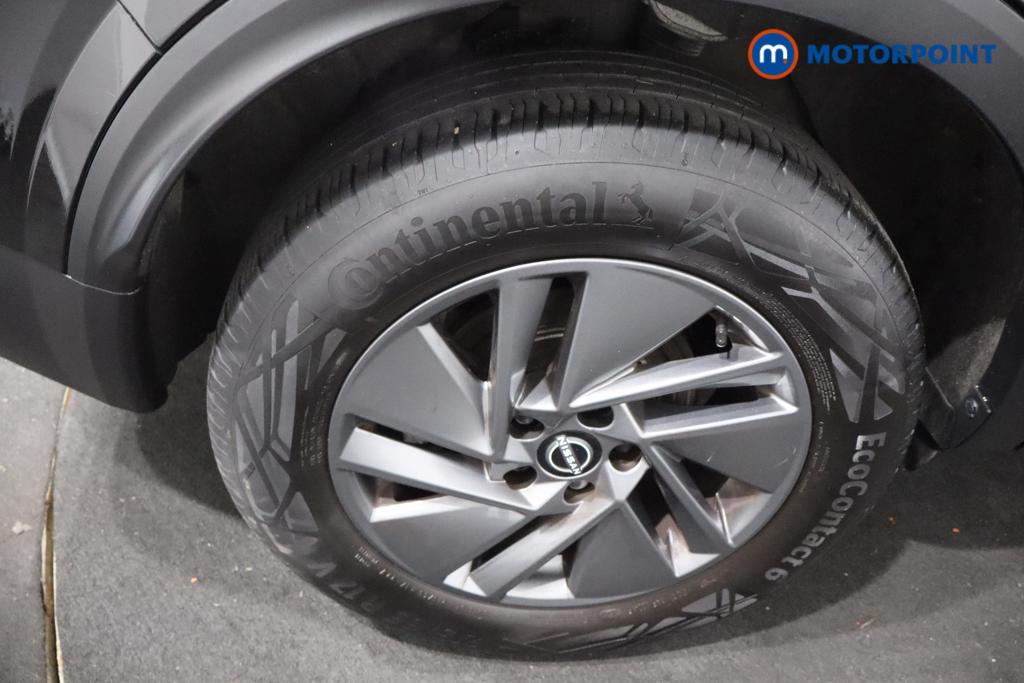 Nissan Qashqai Acenta Premium Automatic Petrol SUV - Stock Number (1610450) - 7th supplementary image