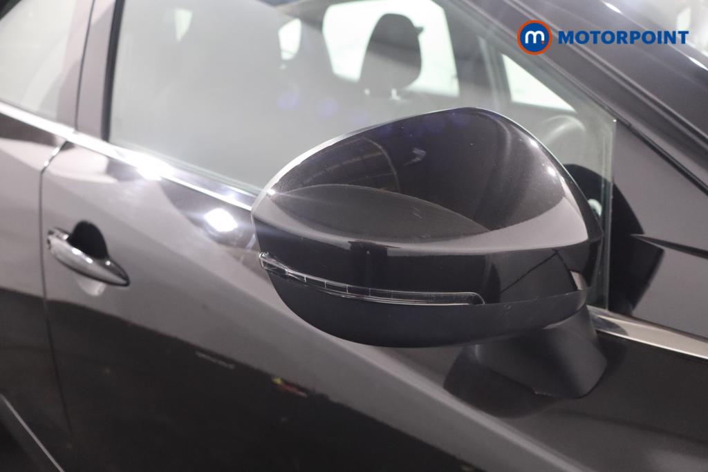 Nissan Qashqai Acenta Premium Automatic Petrol SUV - Stock Number (1610450) - 20th supplementary image