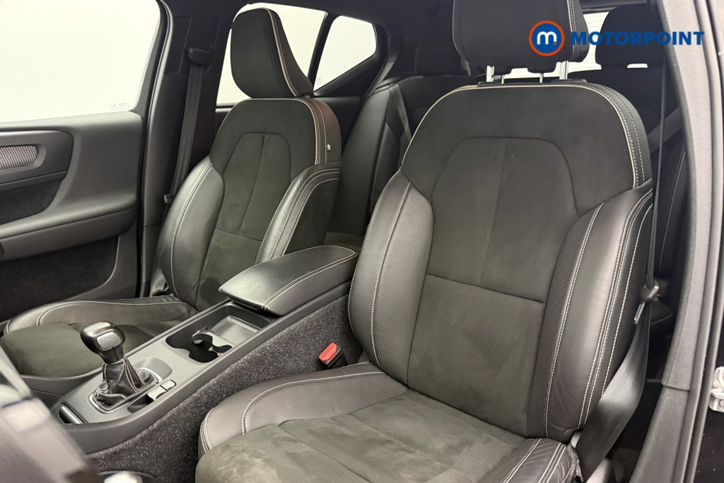 Volvo Xc40 R Design Manual Petrol SUV - Stock Number (1612114) - 3rd supplementary image