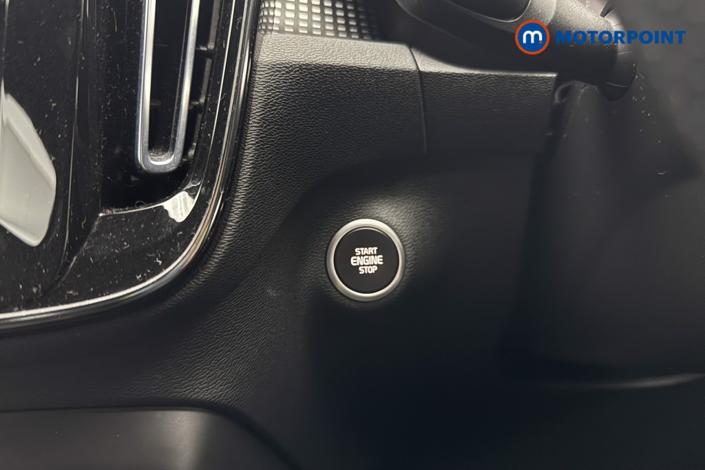 Volvo Xc40 R Design Manual Petrol SUV - Stock Number (1612114) - 13th supplementary image