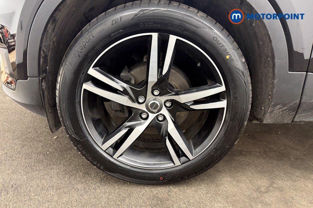 Volvo Xc40 R Design Manual Petrol SUV - Stock Number (1612114) - 24th supplementary image