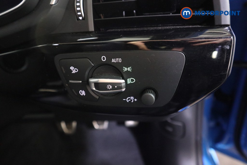 Audi A4 Black Edition Manual Petrol Saloon - Stock Number (1612262) - 13th supplementary image