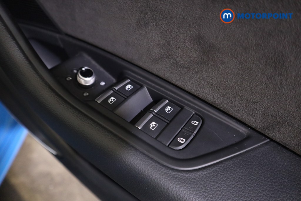 Audi A4 Black Edition Manual Petrol Saloon - Stock Number (1612262) - 15th supplementary image