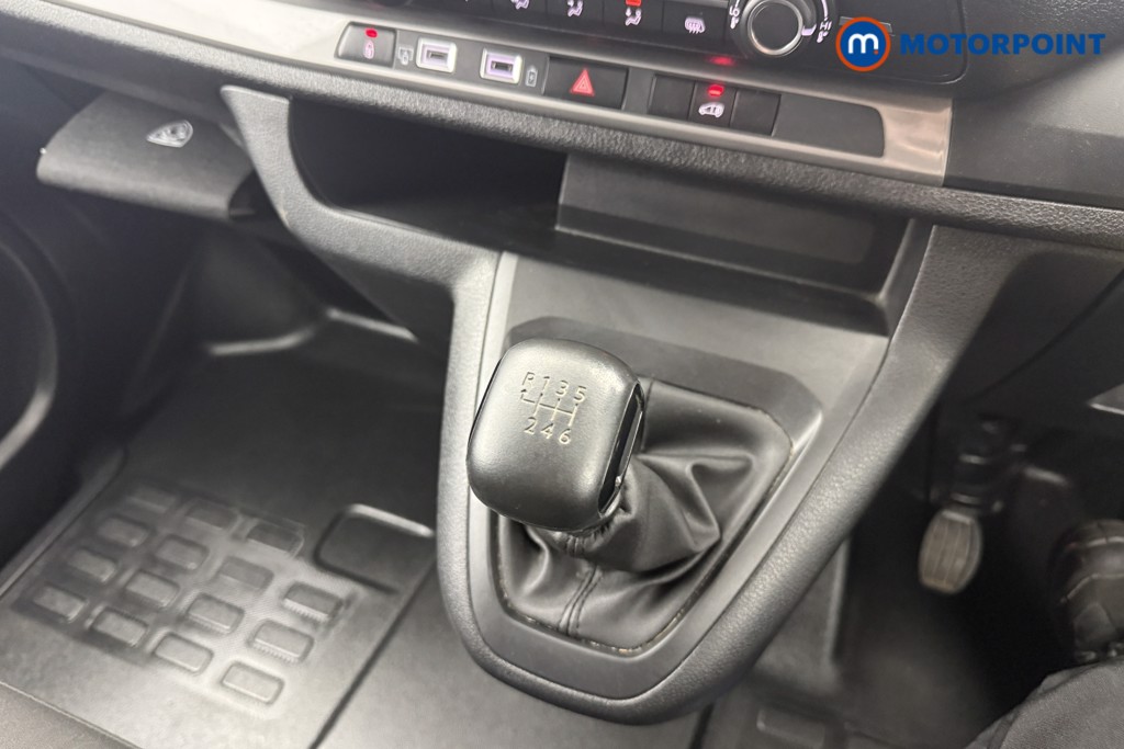 Peugeot Expert Professional Manual Diesel Panel Van - Stock Number (1614960) - 4th supplementary image