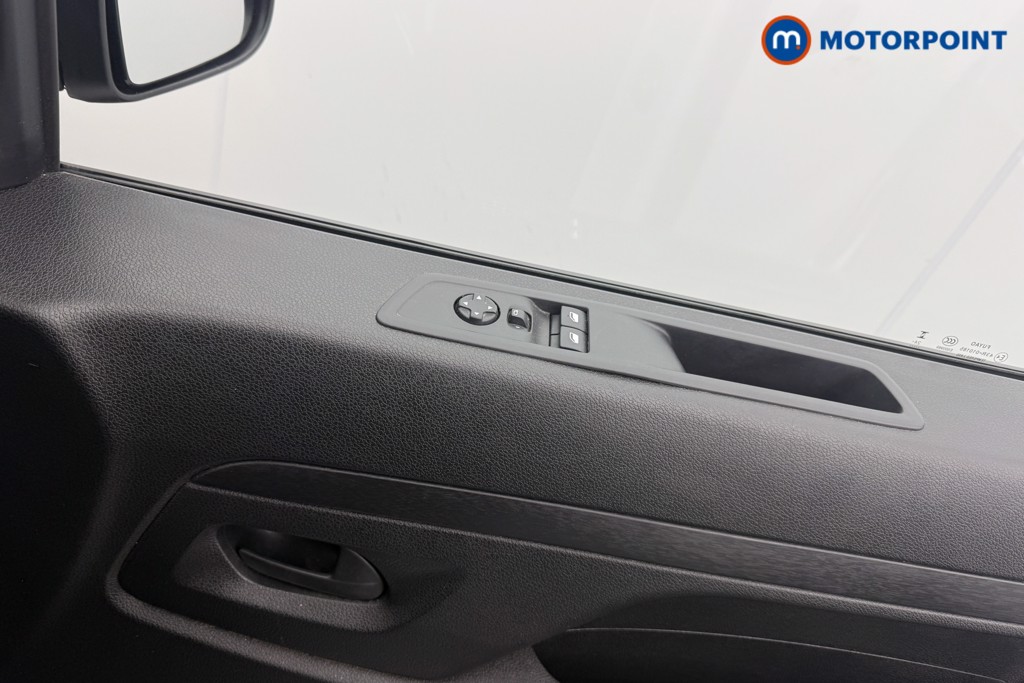 Peugeot Expert Professional Manual Diesel Panel Van - Stock Number (1614960) - 8th supplementary image