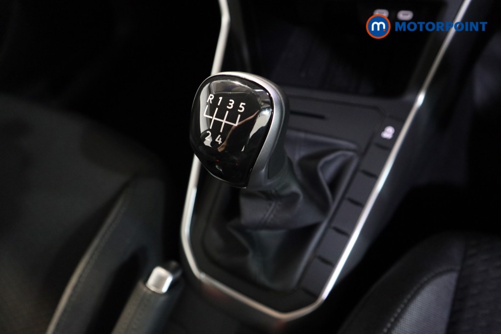Volkswagen Polo Life Manual Petrol Hatchback - Stock Number (1615205) - 9th supplementary image