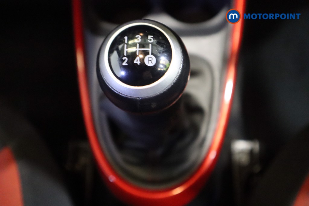 Toyota Aygo X Edge Manual Petrol Hatchback - Stock Number (1615304) - 5th supplementary image