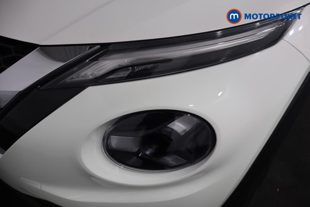 Nissan Juke Acenta Premium Manual Petrol SUV - Stock Number (1615900) - 23rd supplementary image
