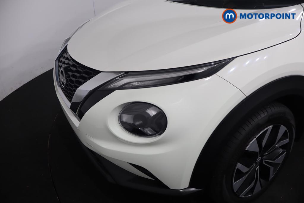 Nissan Juke Acenta Premium Manual Petrol SUV - Stock Number (1615900) - 24th supplementary image