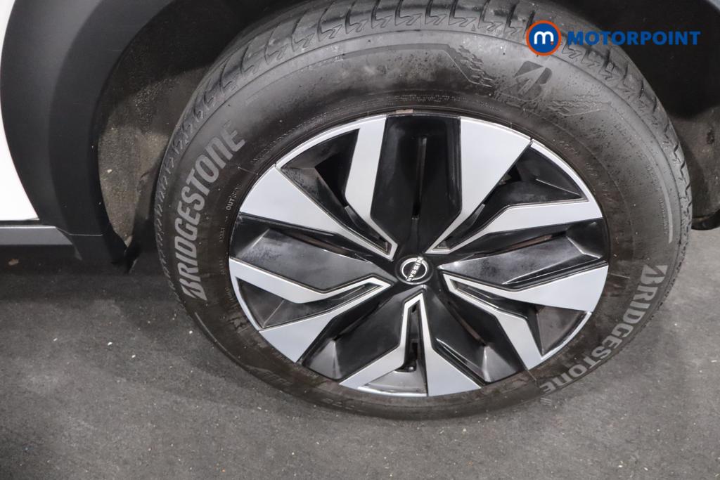 Nissan Juke Acenta Premium Manual Petrol SUV - Stock Number (1615900) - 26th supplementary image