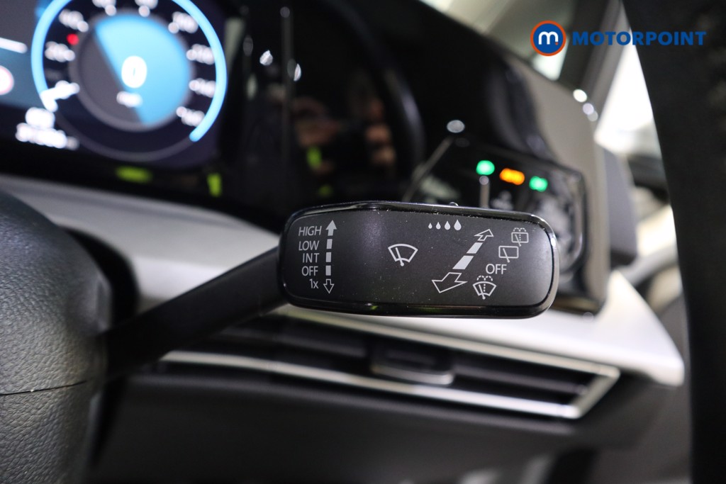 Volkswagen Golf Life Automatic Petrol Estate - Stock Number (1615948) - 12th supplementary image