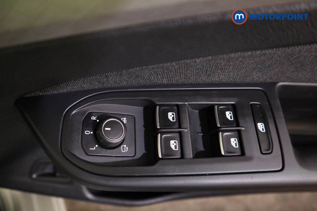 Volkswagen Golf Life Automatic Petrol Estate - Stock Number (1615948) - 13th supplementary image