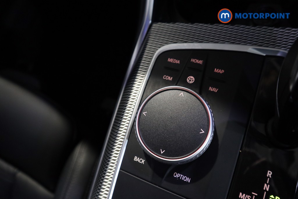 BMW 3 Series M Sport Automatic Petrol Plug-In Hybrid Saloon - Stock Number (1615983) - 11th supplementary image