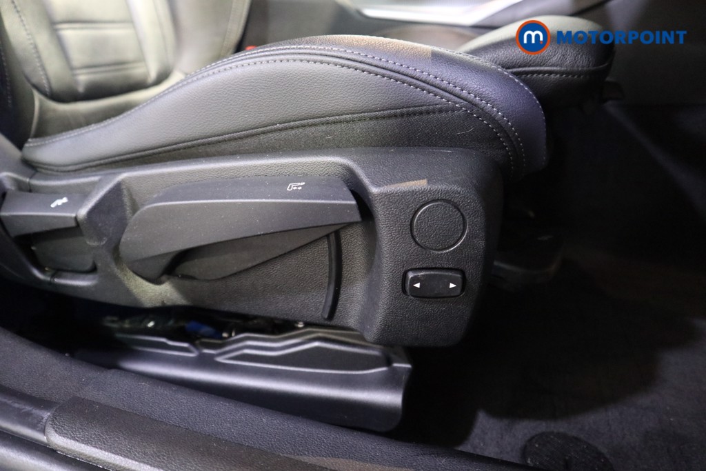 BMW 3 Series M Sport Automatic Petrol Plug-In Hybrid Saloon - Stock Number (1615983) - 19th supplementary image