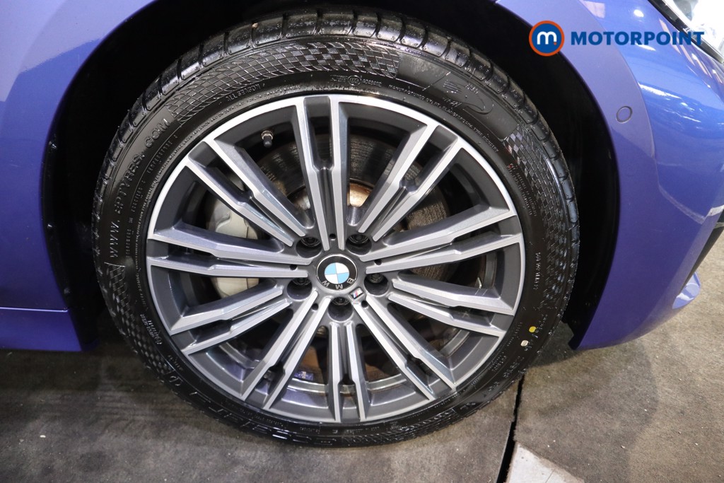 BMW 3 Series M Sport Automatic Petrol Plug-In Hybrid Saloon - Stock Number (1615983) - 28th supplementary image
