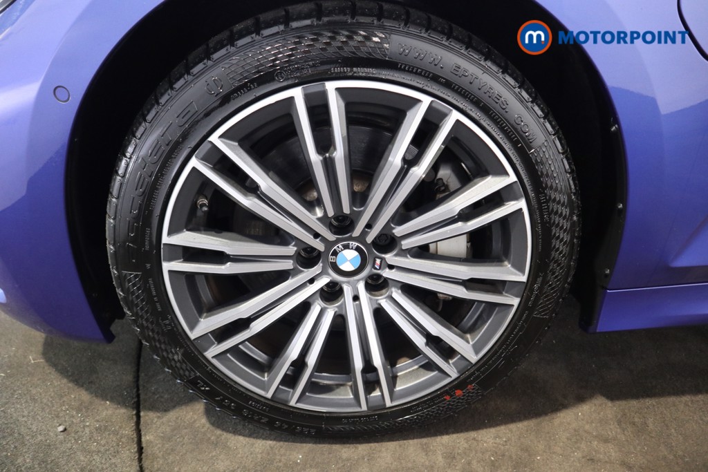 BMW 3 Series M Sport Automatic Petrol Plug-In Hybrid Saloon - Stock Number (1615983) - 29th supplementary image