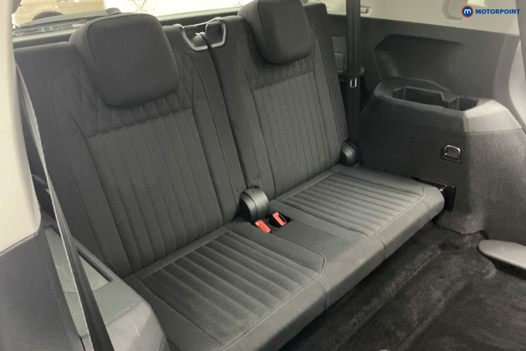 Volkswagen Tiguan Allspace Life Automatic Petrol SUV - Stock Number (1616067) - 6th supplementary image