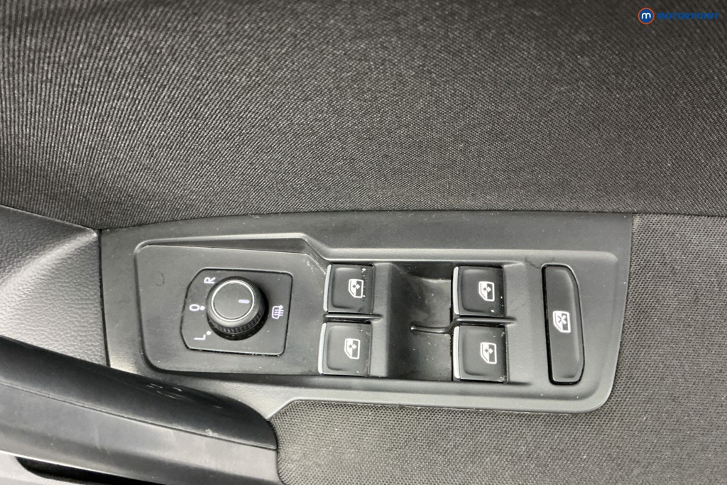 Volkswagen Tiguan Allspace Life Automatic Petrol SUV - Stock Number (1616067) - 31st supplementary image