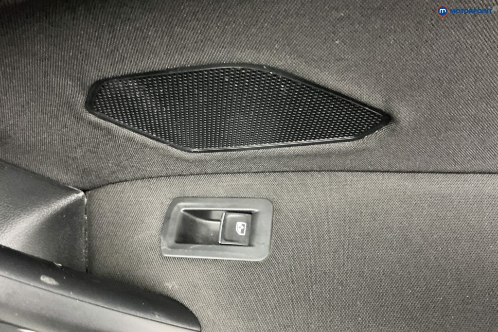 Volkswagen Tiguan Allspace Life Automatic Petrol SUV - Stock Number (1616067) - 35th supplementary image