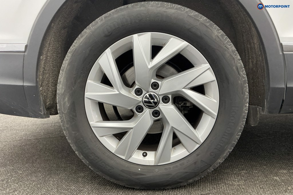 Volkswagen Tiguan Allspace Life Automatic Petrol SUV - Stock Number (1616067) - 40th supplementary image