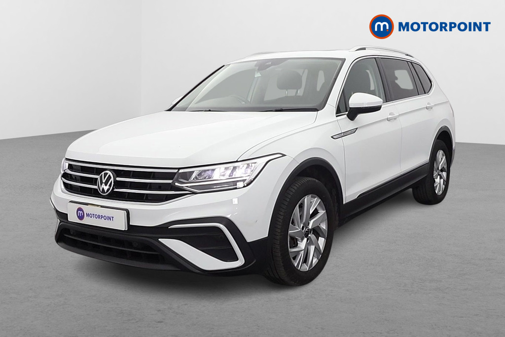 Volkswagen Tiguan Allspace Life Automatic Petrol SUV - Stock Number (1616067) - Passenger side front corner