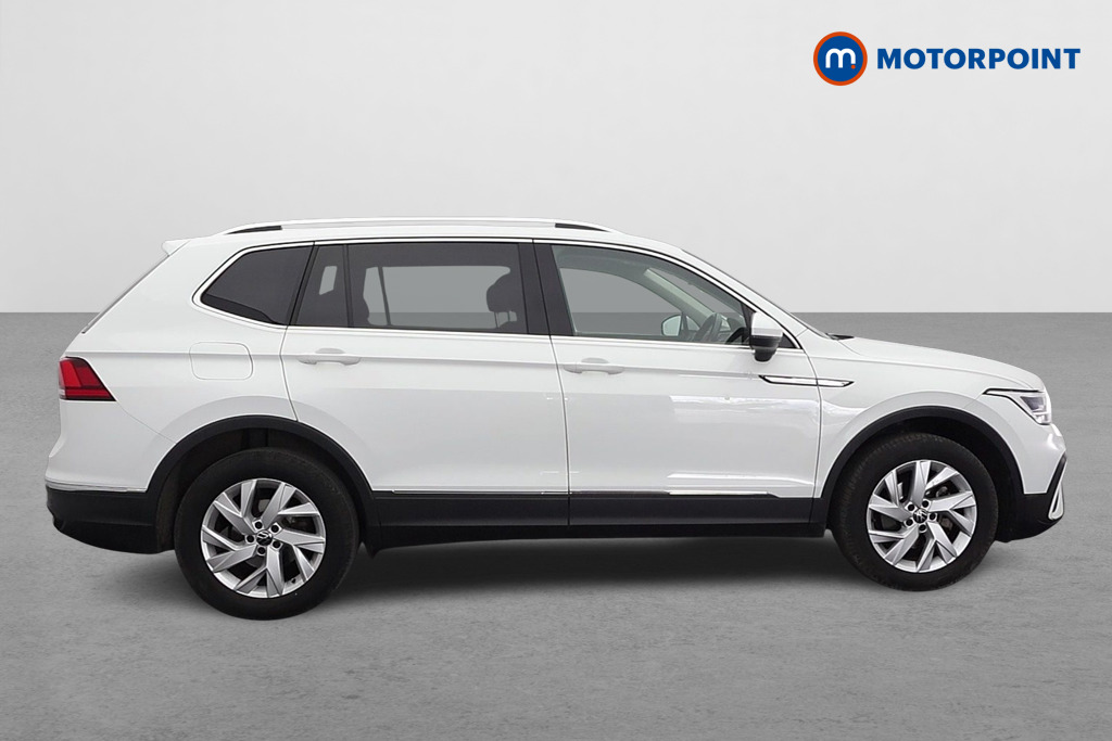 Volkswagen Tiguan Allspace Life Automatic Petrol SUV - Stock Number (1616067) - Drivers side