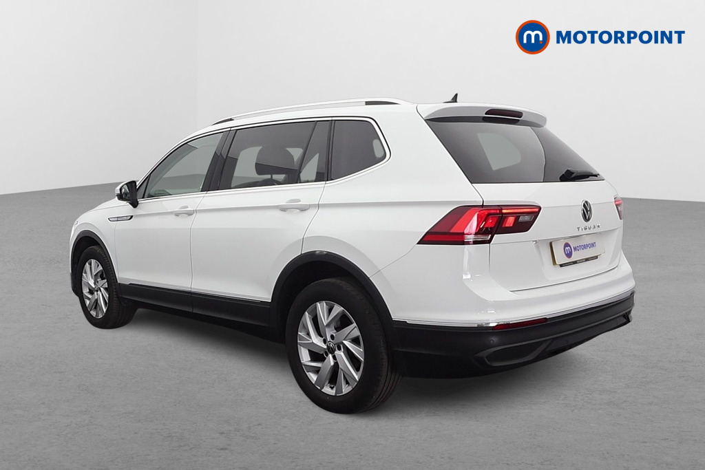 Volkswagen Tiguan Allspace Life Automatic Petrol SUV - Stock Number (1616067) - Passenger side rear corner