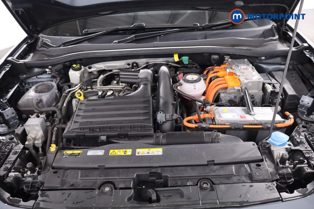 Cupra Leon VZ2 Automatic Petrol Plug-In Hybrid Hatchback - Stock Number (1616447) - 32nd supplementary image