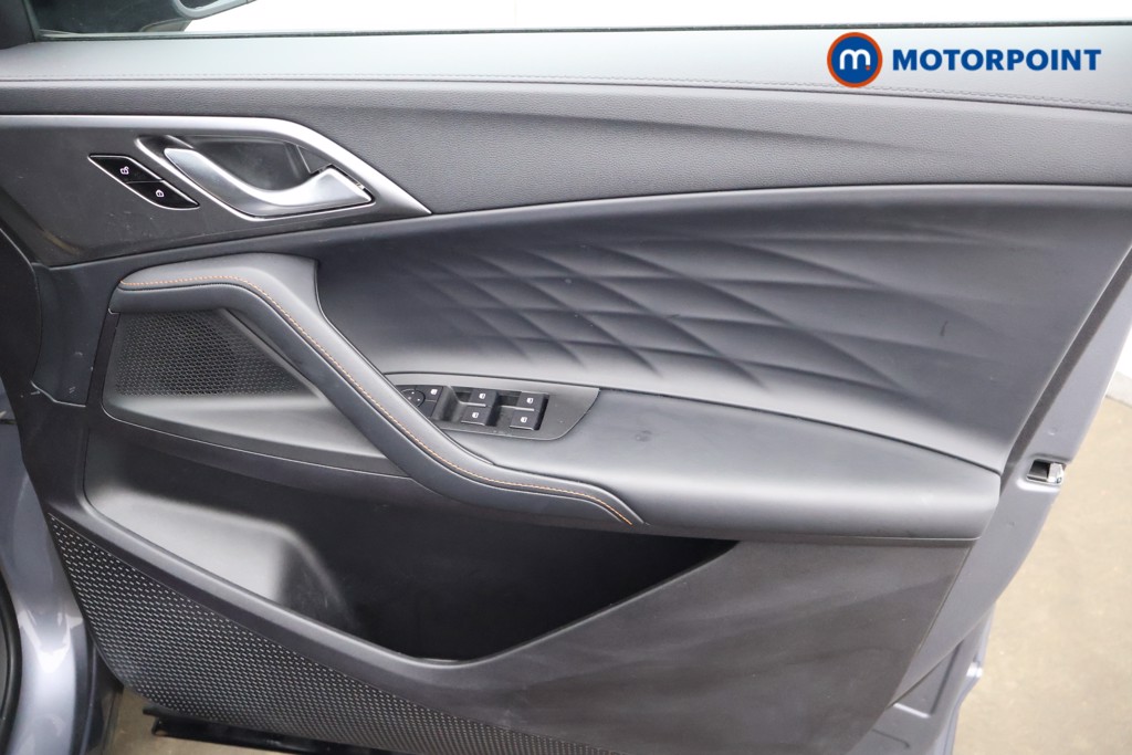 Mg Motor Uk HS SE Automatic Petrol-Electric Hybrid SUV - Stock Number (1616642) - 10th supplementary image