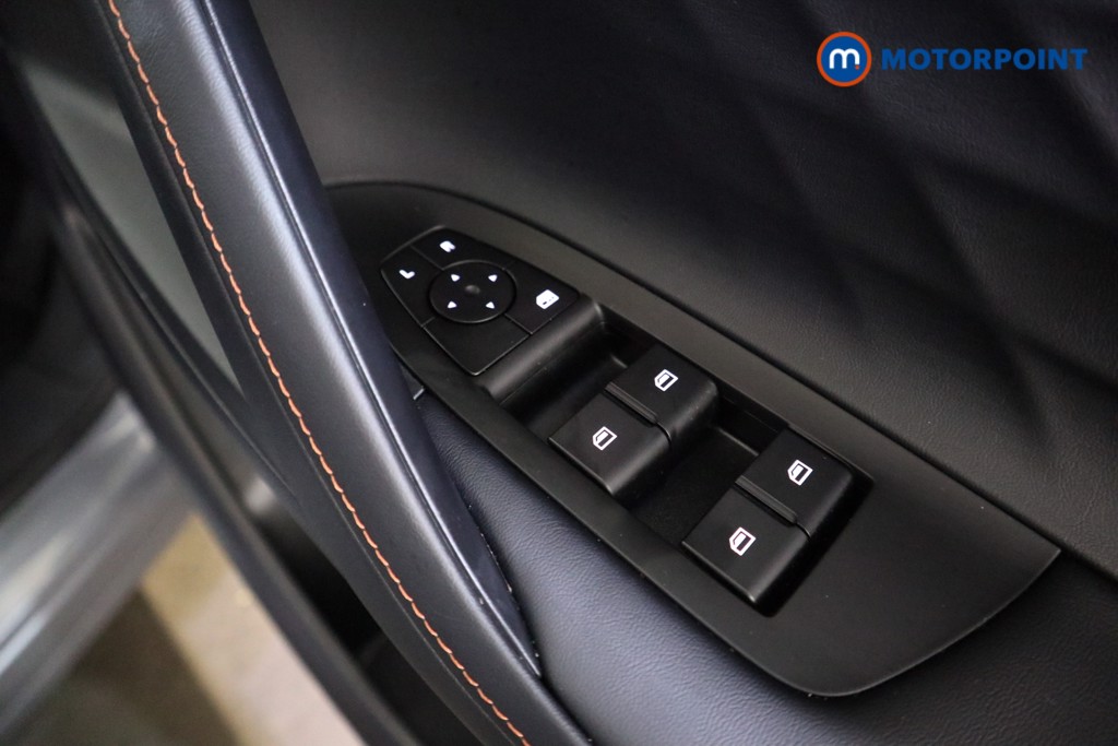 Mg Motor Uk HS SE Automatic Petrol-Electric Hybrid SUV - Stock Number (1616685) - 14th supplementary image