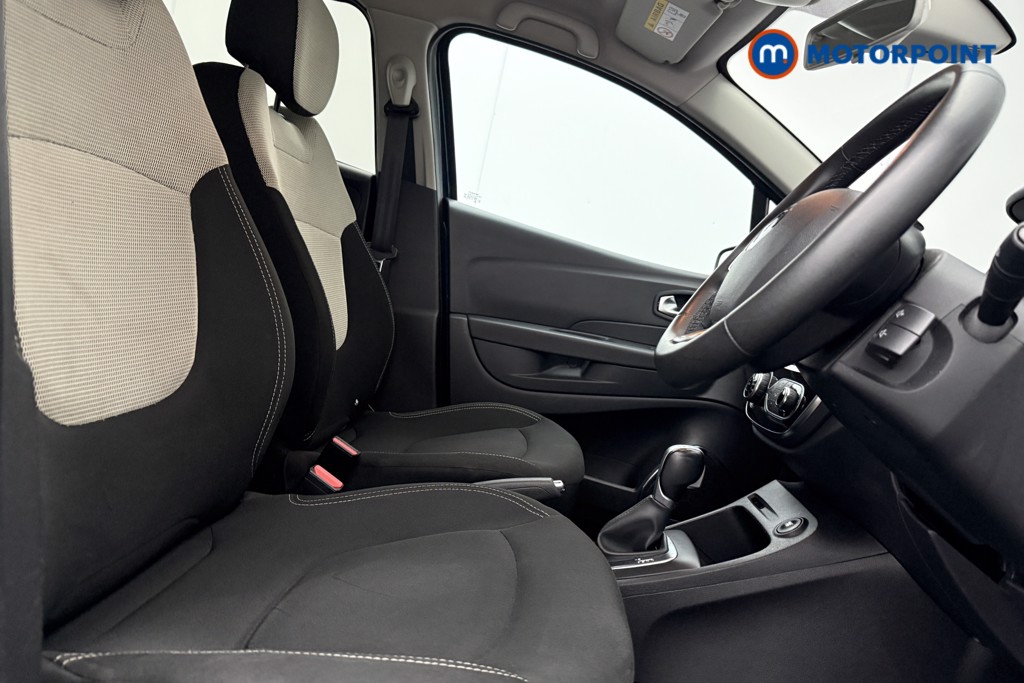 Renault Captur Iconic Automatic Diesel SUV - Stock Number (1617253) - 8th supplementary image