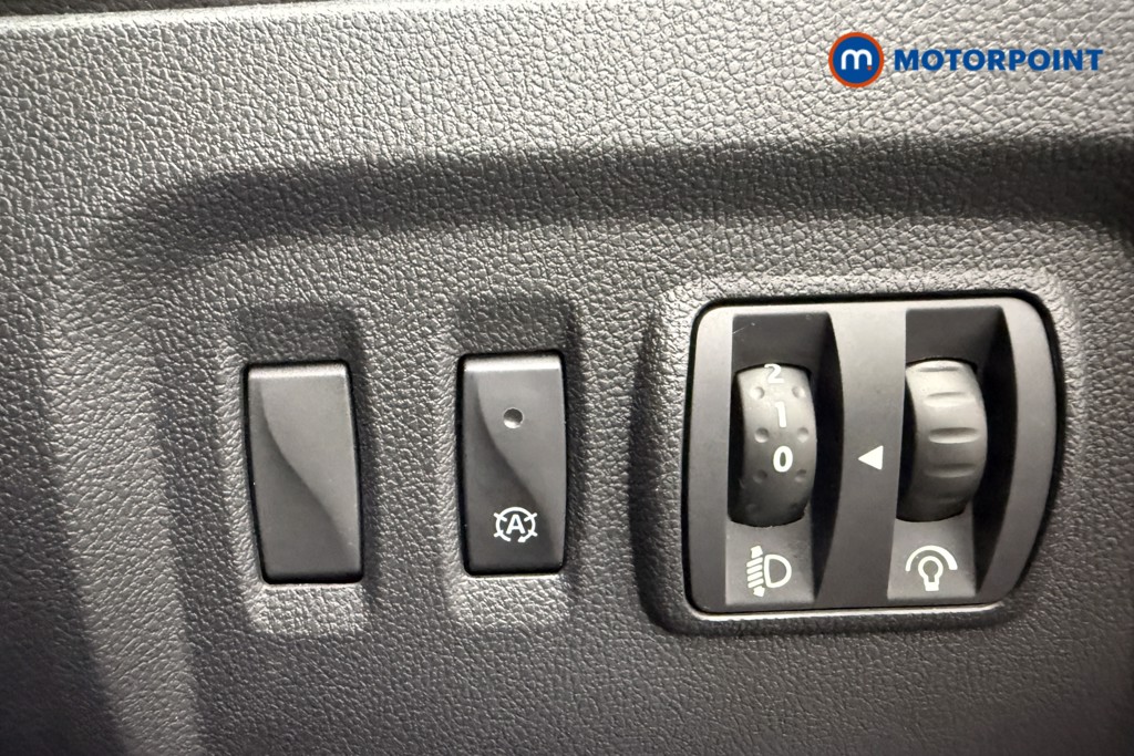 Renault Captur Iconic Automatic Diesel SUV - Stock Number (1617253) - 17th supplementary image