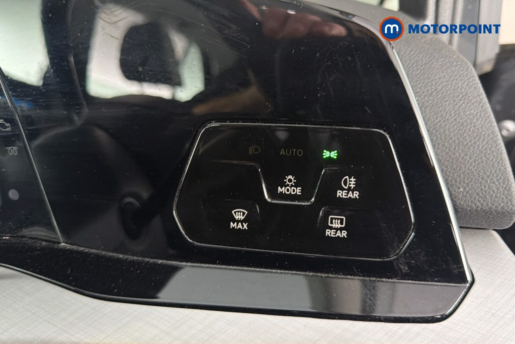 Volkswagen Golf Life Manual Petrol Hatchback - Stock Number (1617282) - 8th supplementary image