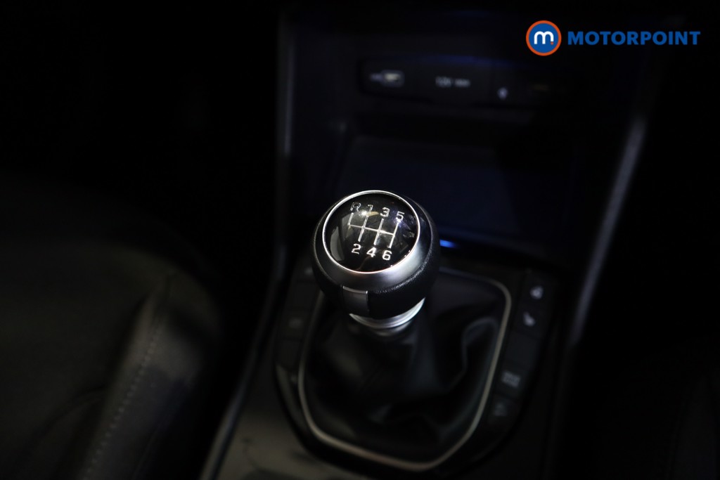 Hyundai Tucson Premium Manual Petrol SUV - Stock Number (1617320) - 12th supplementary image