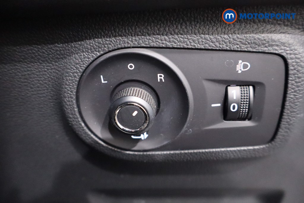 Mg Motor Uk ZS Excite Automatic Petrol SUV - Stock Number (1617349) - 16th supplementary image