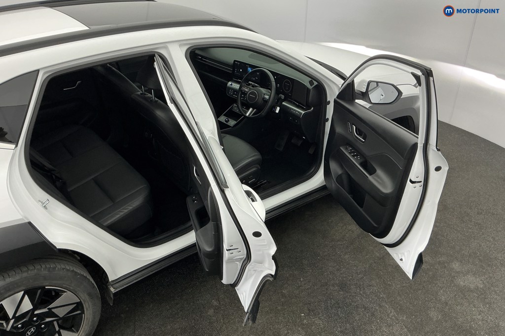 Hyundai Kona Ultimate Automatic Petrol-Electric Hybrid SUV - Stock Number (1617361) - 5th supplementary image