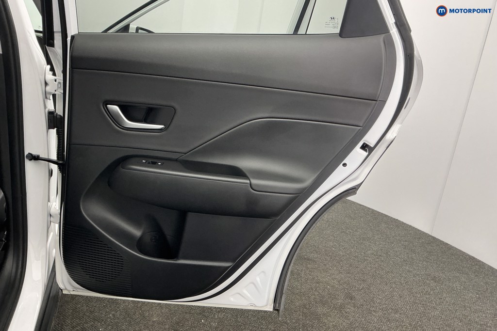 Hyundai Kona Ultimate Automatic Petrol-Electric Hybrid SUV - Stock Number (1617361) - 31st supplementary image