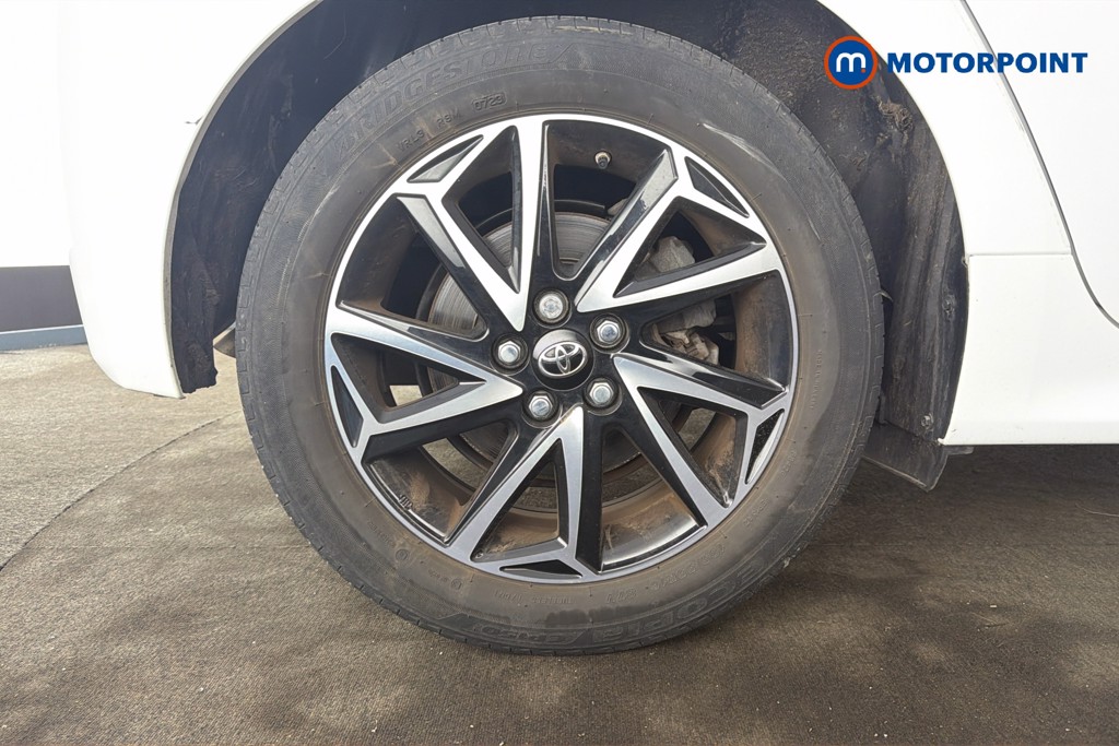 Toyota Yaris Design Automatic Petrol-Electric Hybrid Hatchback - Stock Number (1617578) - 34th supplementary image