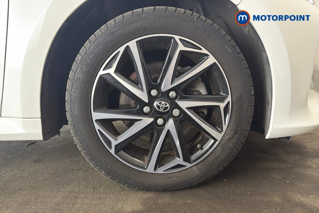 Toyota Yaris Design Automatic Petrol-Electric Hybrid Hatchback - Stock Number (1617578) - 36th supplementary image