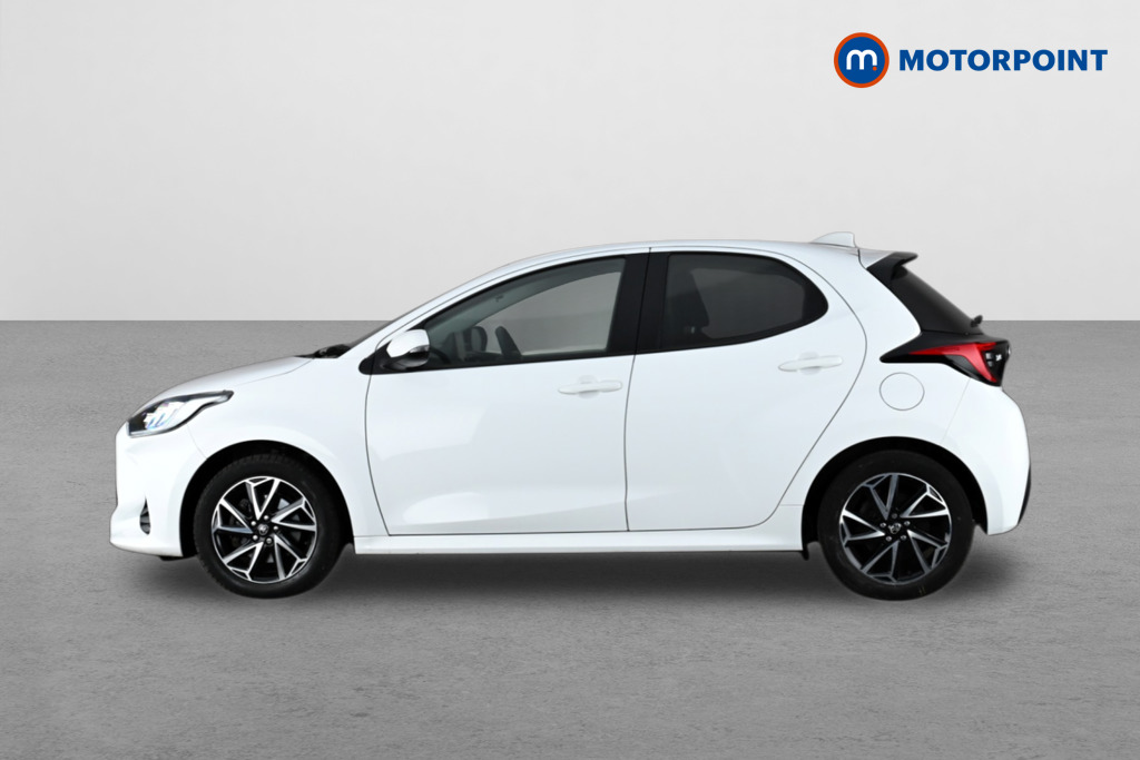 Toyota Yaris Design Automatic Petrol-Electric Hybrid Hatchback - Stock Number (1617578) - Passenger side