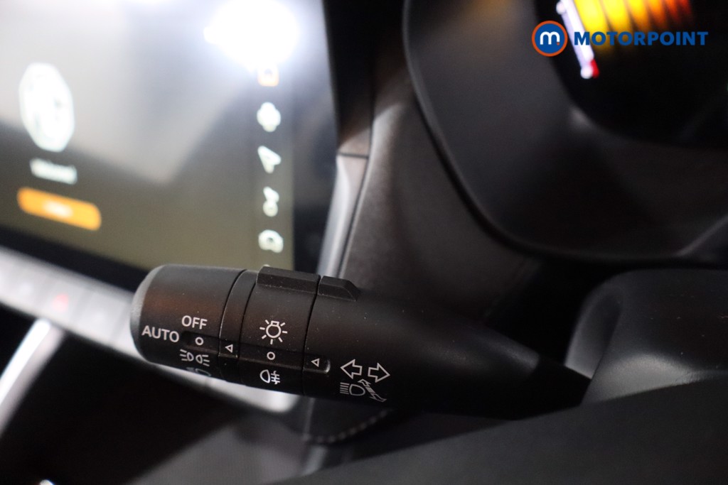 Mg Motor Uk ZS Trophy Automatic Petrol-Electric Hybrid SUV - Stock Number (1617893) - 14th supplementary image